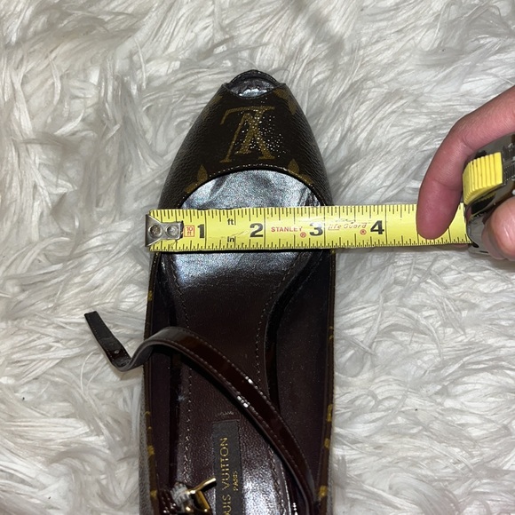 100% Authentic Louis Vuitton Monogram Canvas Vanity Ankle Strap Peep Toe - Picture 12 of 16